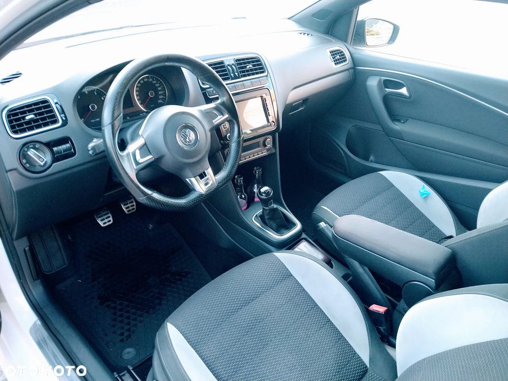Volkswagen Polo 1.2 TSI Blue Motion Technology Highline - 8