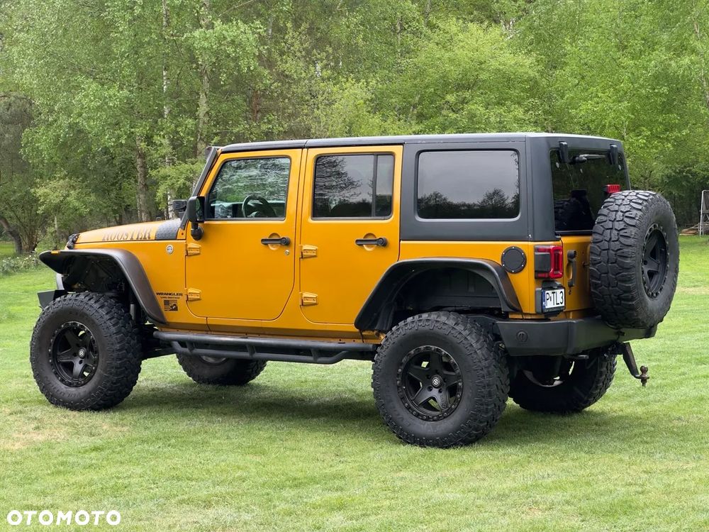 Jeep Wrangler - 8