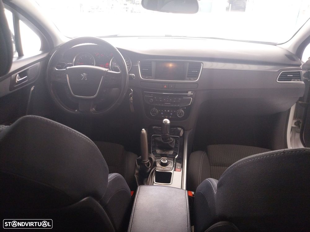 Peugeot 508 SW 1.6 e-HDi Active 2-Tronic 105g - 10