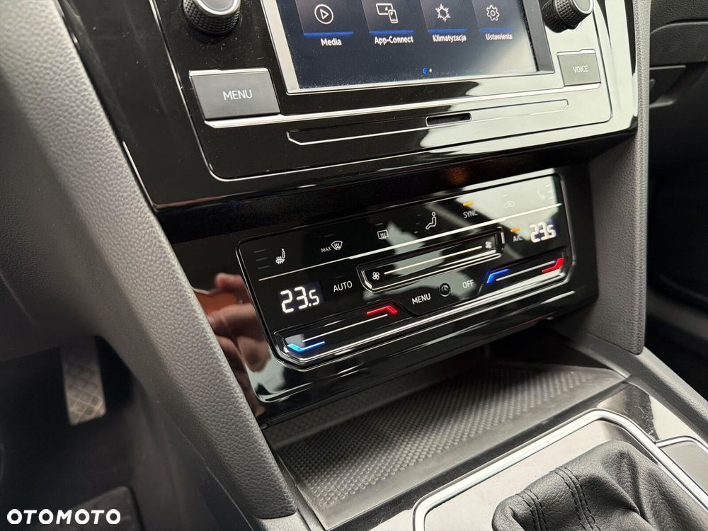 Volkswagen Passat 1.5 TSI EVO Business DSG - 31