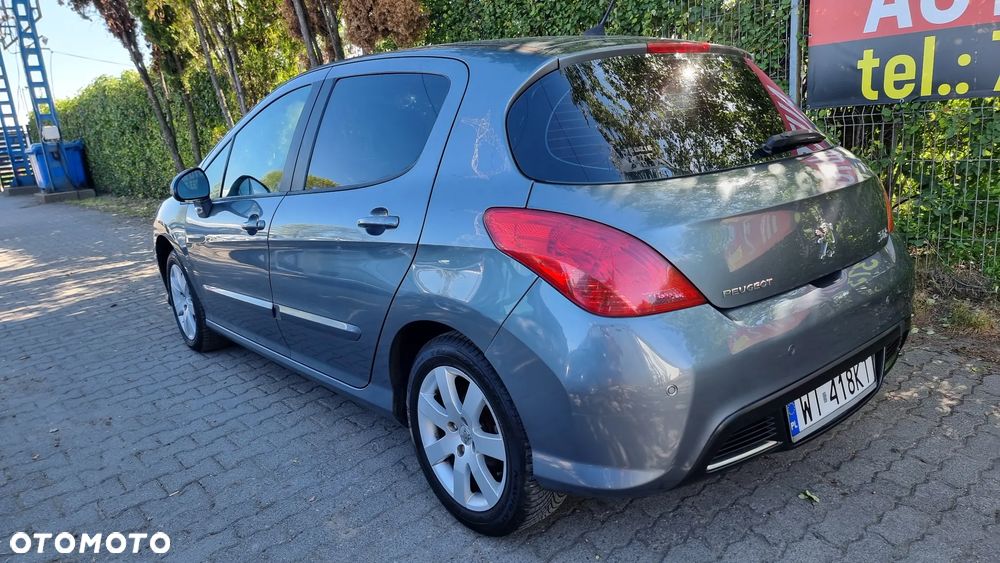Peugeot 308 1.6 Premium Plus - 31
