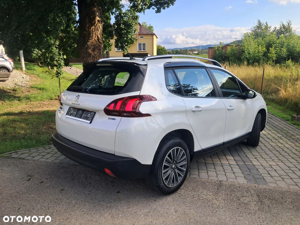 Peugeot 2008 1.6 e-HDi Allure S&S - 5