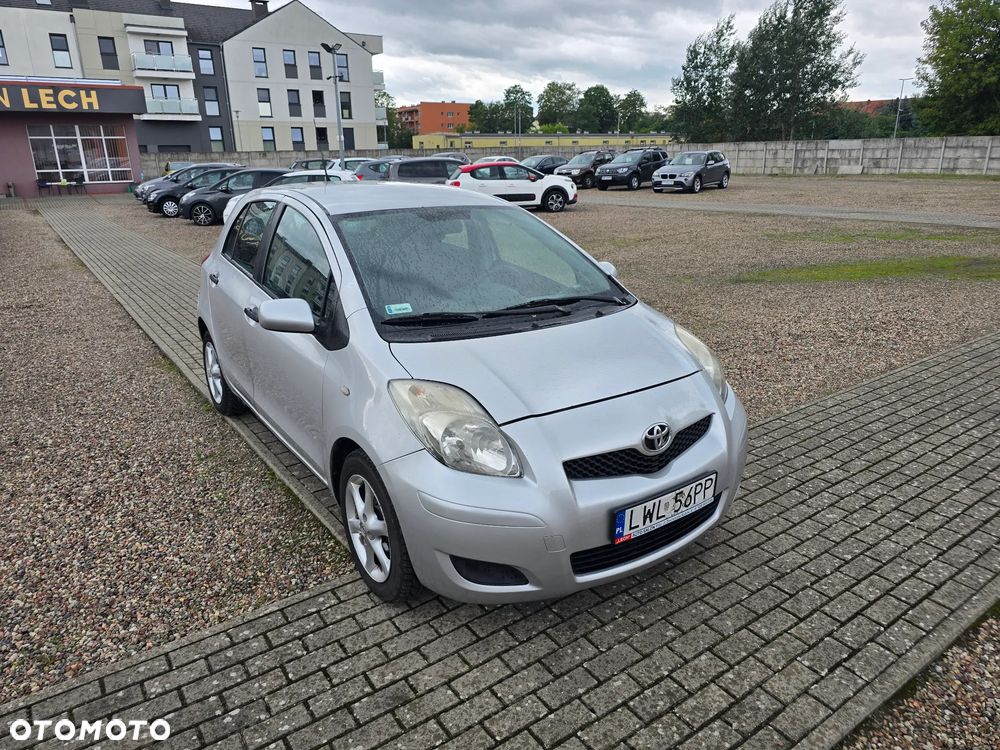 Toyota Yaris 1.4 D-4D Luna EU5 - 4
