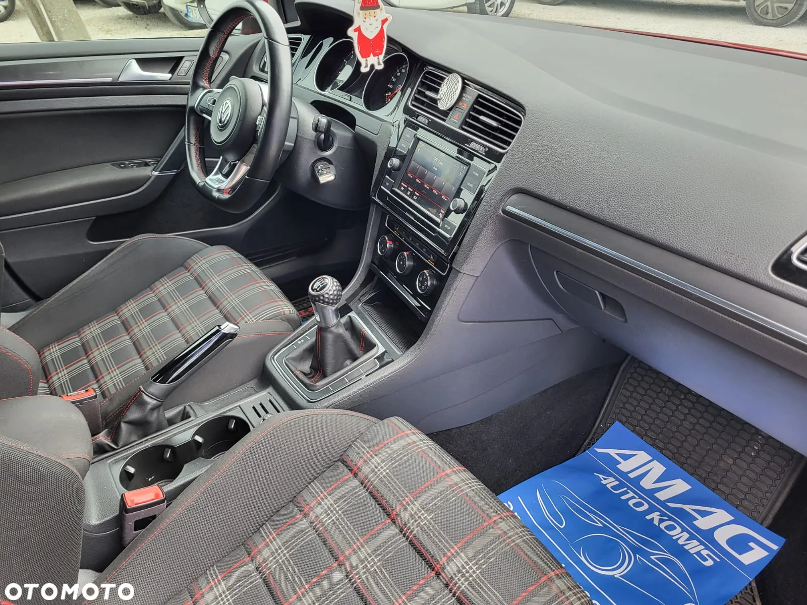 Volkswagen Golf VII 2.0 TSI BMT GTI - 16