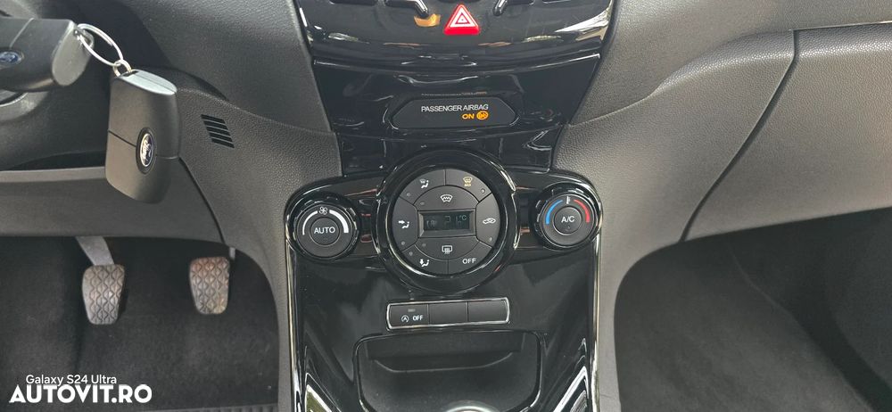 Ford Fiesta 1.0 EcoBoost S&S TITANIUM VIGNALE - 12