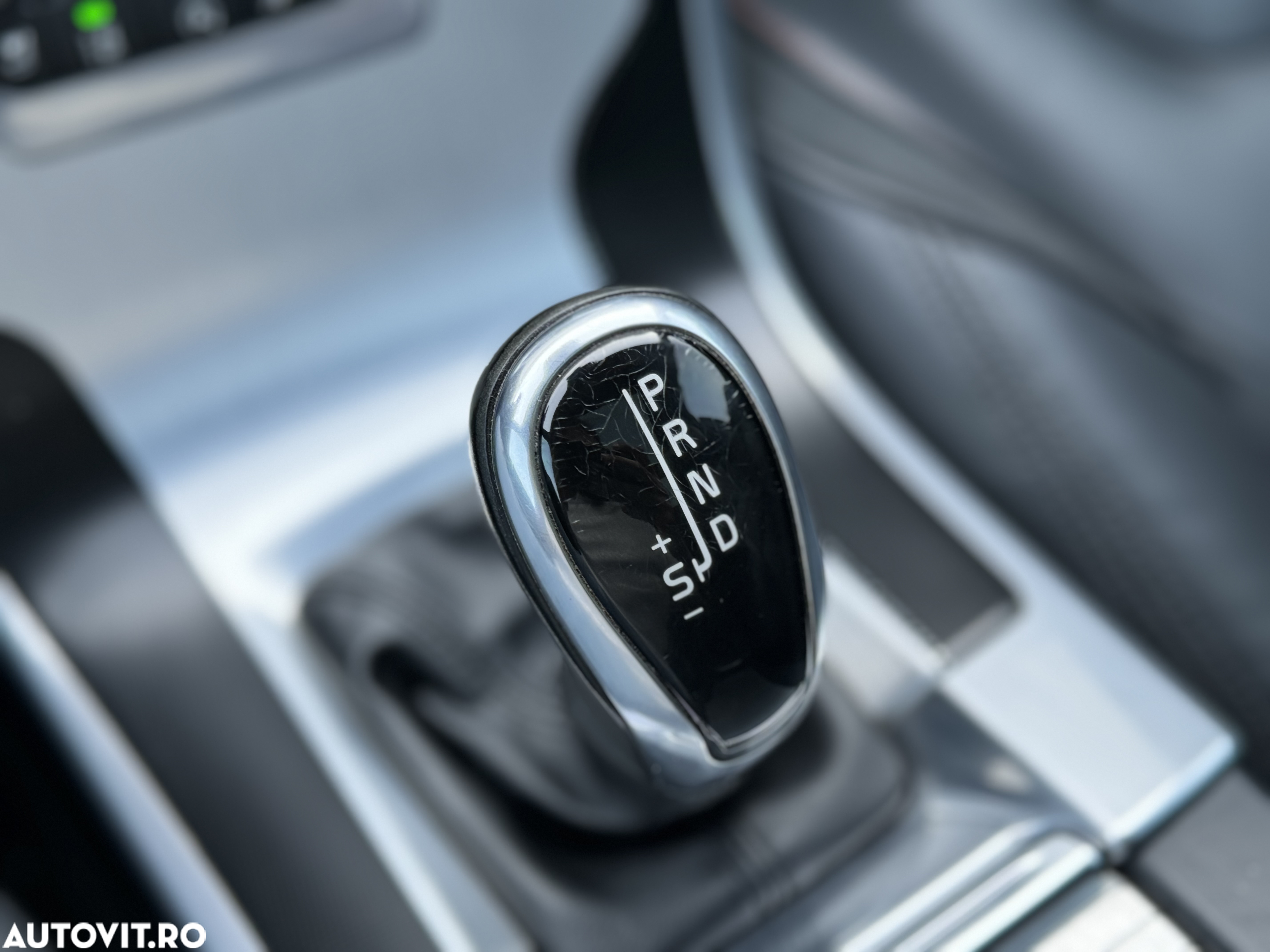 Volvo XC 60 D4 AWD Geartronic Summum - 30