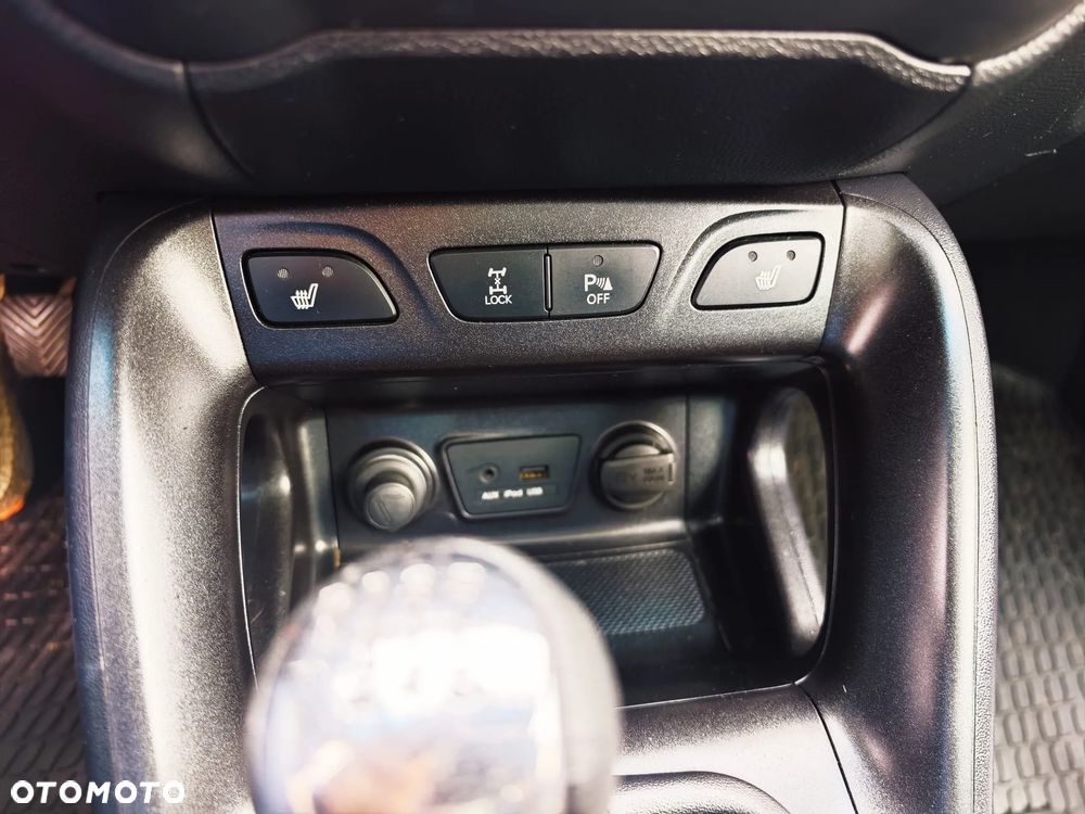 Hyundai ix35 2.0 CRDi 4WD Premium - 12