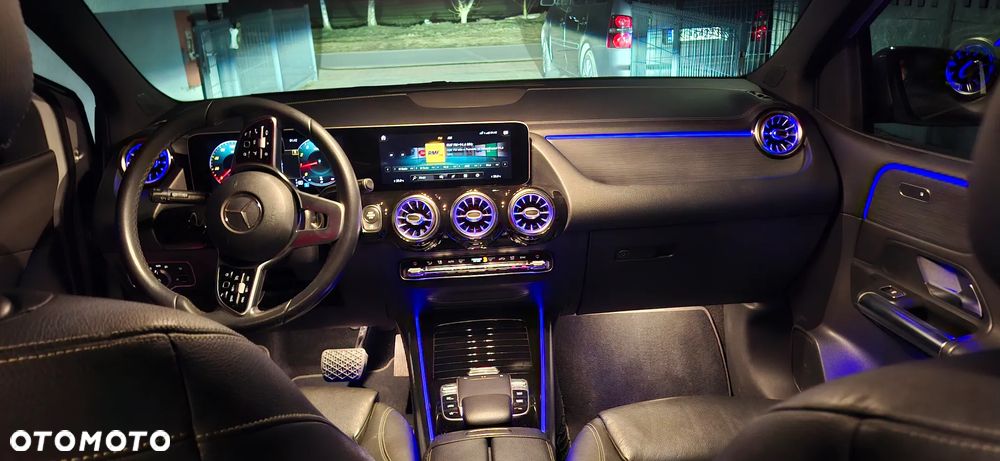 Mercedes-Benz Klasa B 180 7G-DCT Edition 19 - 30