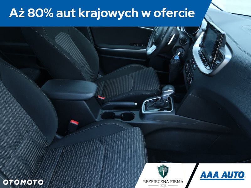 Kia Ceed - 10
