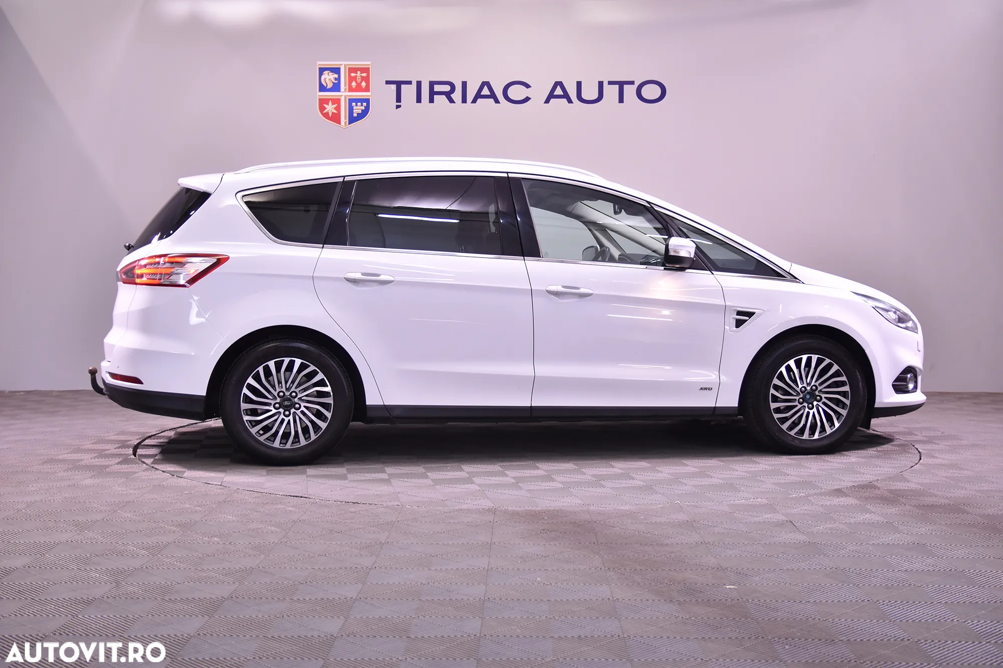 Ford S-Max 2.0 TDCi Powershift Titanium - 6