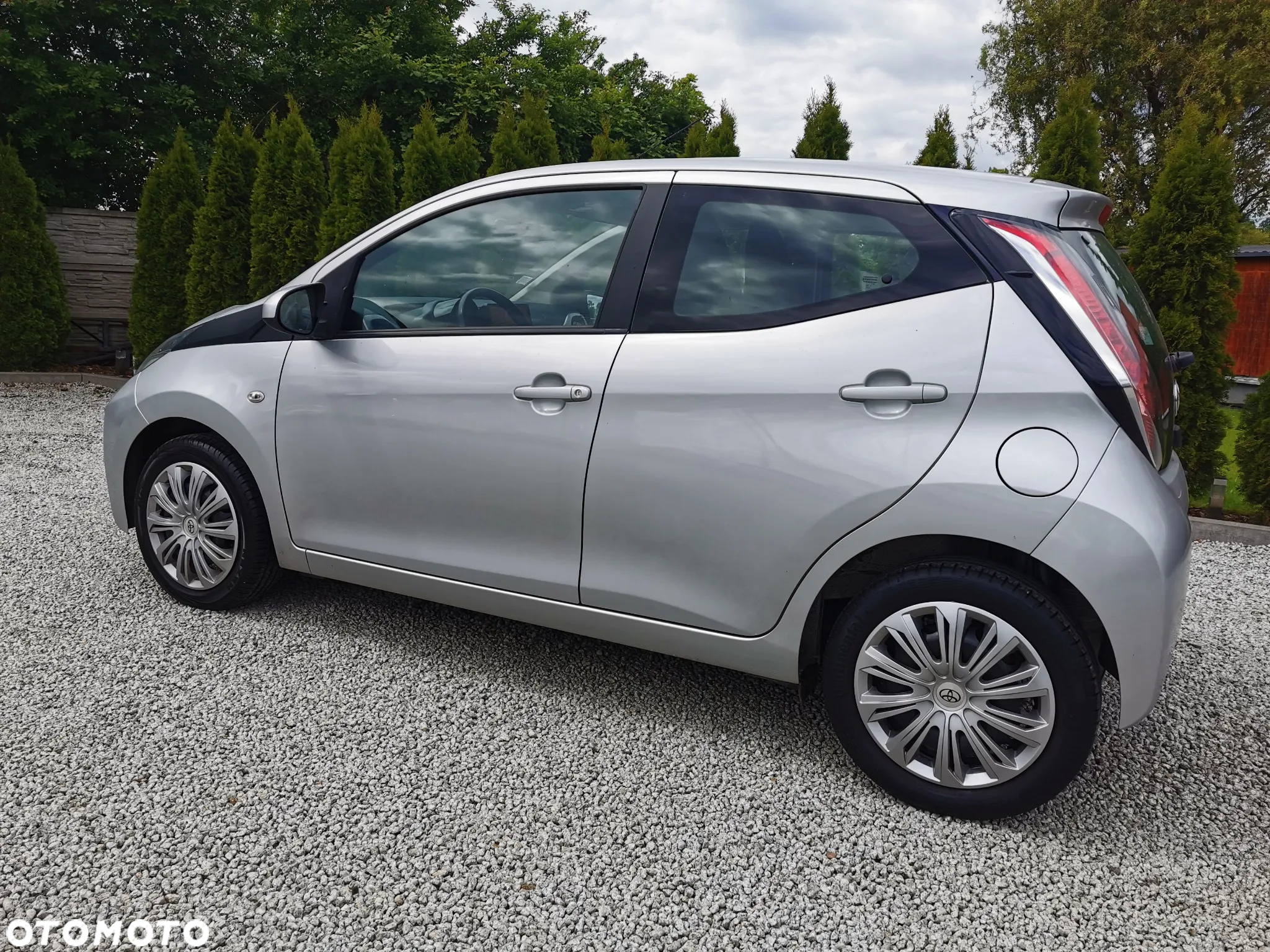 Toyota Aygo x-play - 17