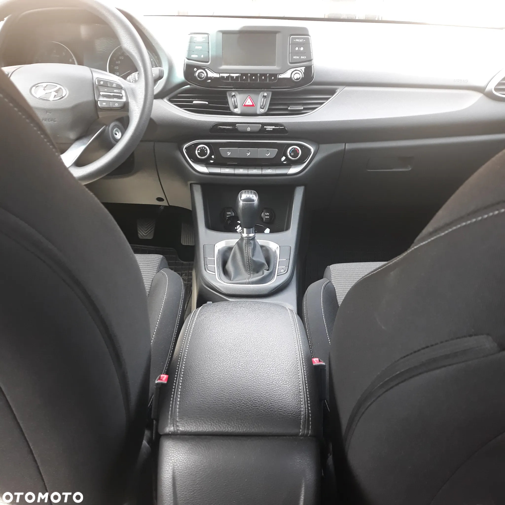 Hyundai i30 1.4 Classic + - 15
