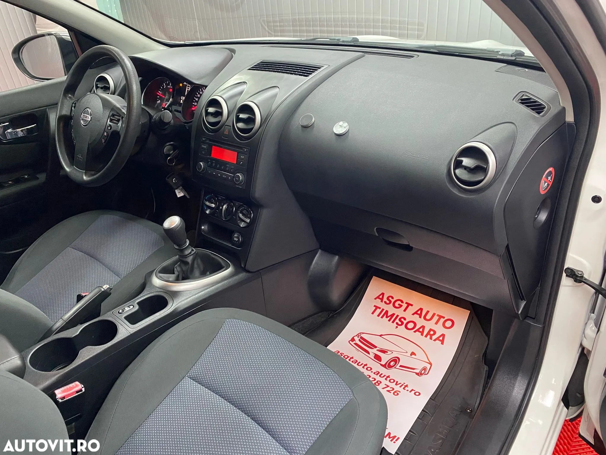 Nissan Qashqai+2 - 10
