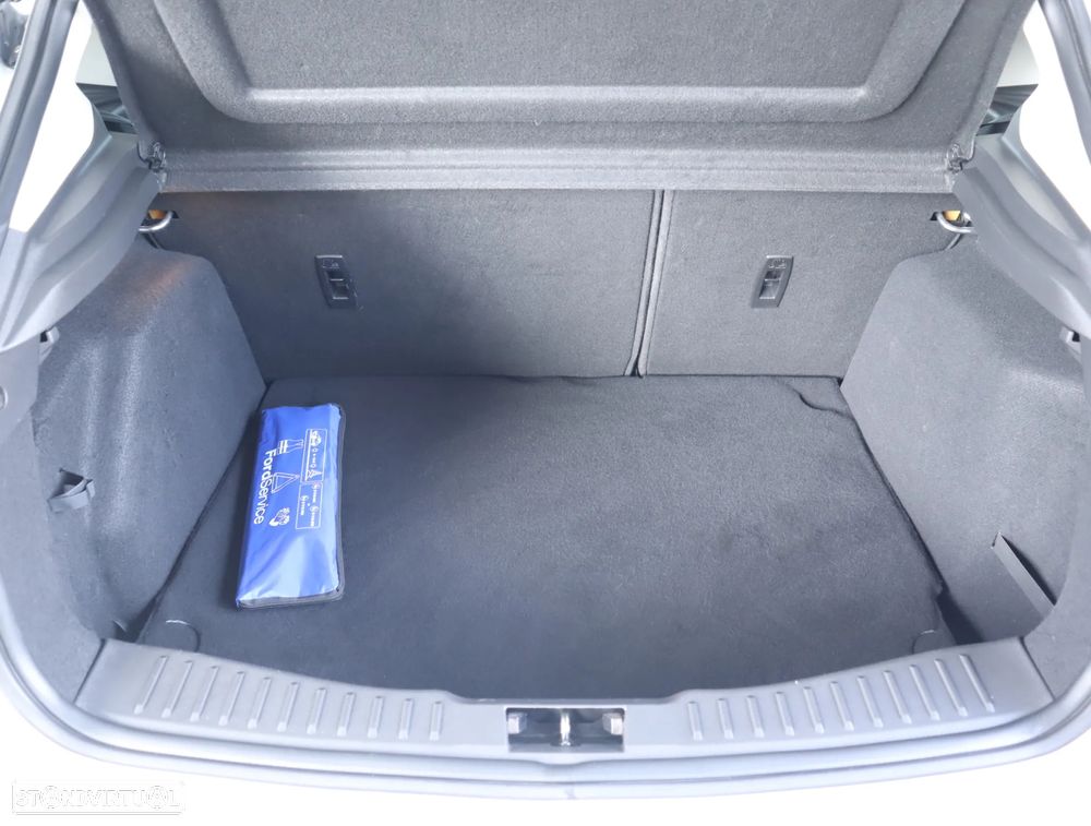 Ford Focus 1.0 EcoBoost Titanium - 52