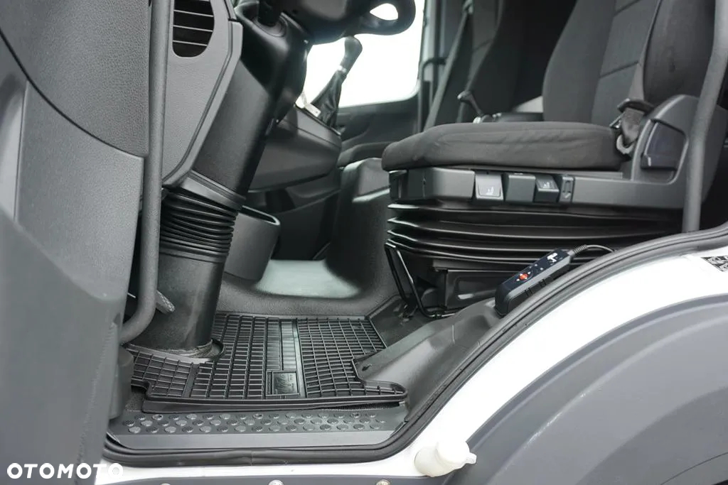 Mercedes-Benz ATEGO / 1621 / EURO 6 / IZOTERMA / ŁAD. 9800 KG - 27