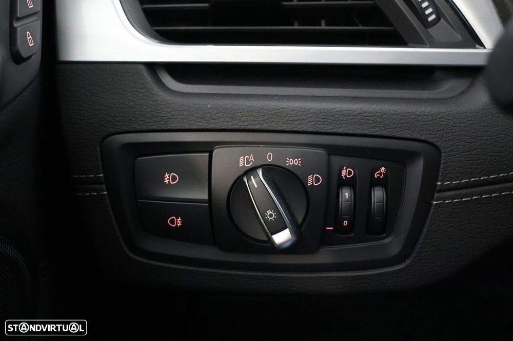 BMW X1 16 d sDrive Line Sport Auto - 15