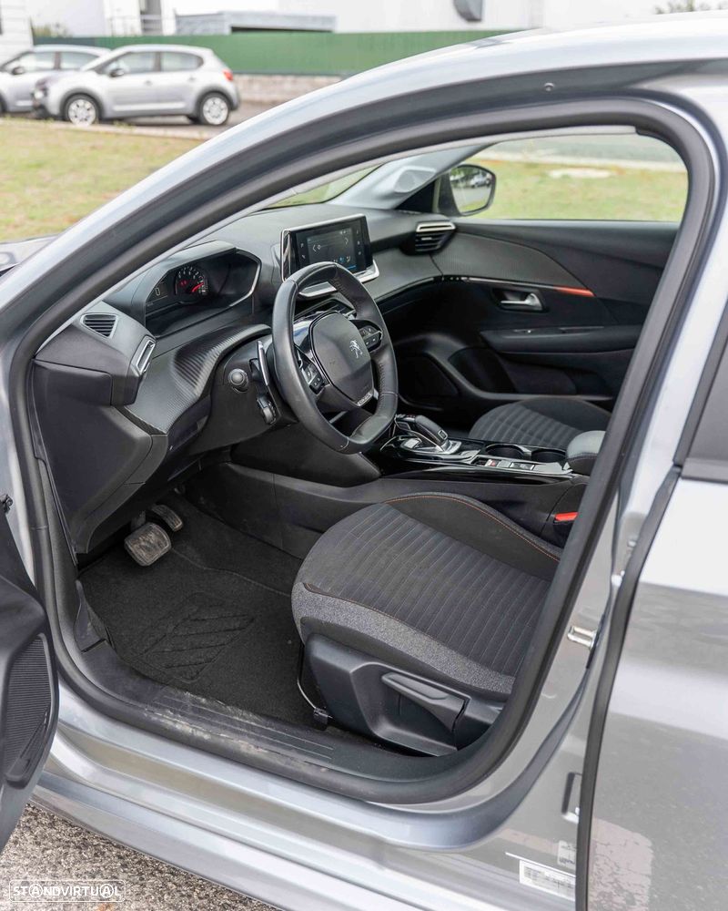 Peugeot 208 1.2 PureTech Allure Pack EAT8 - 12