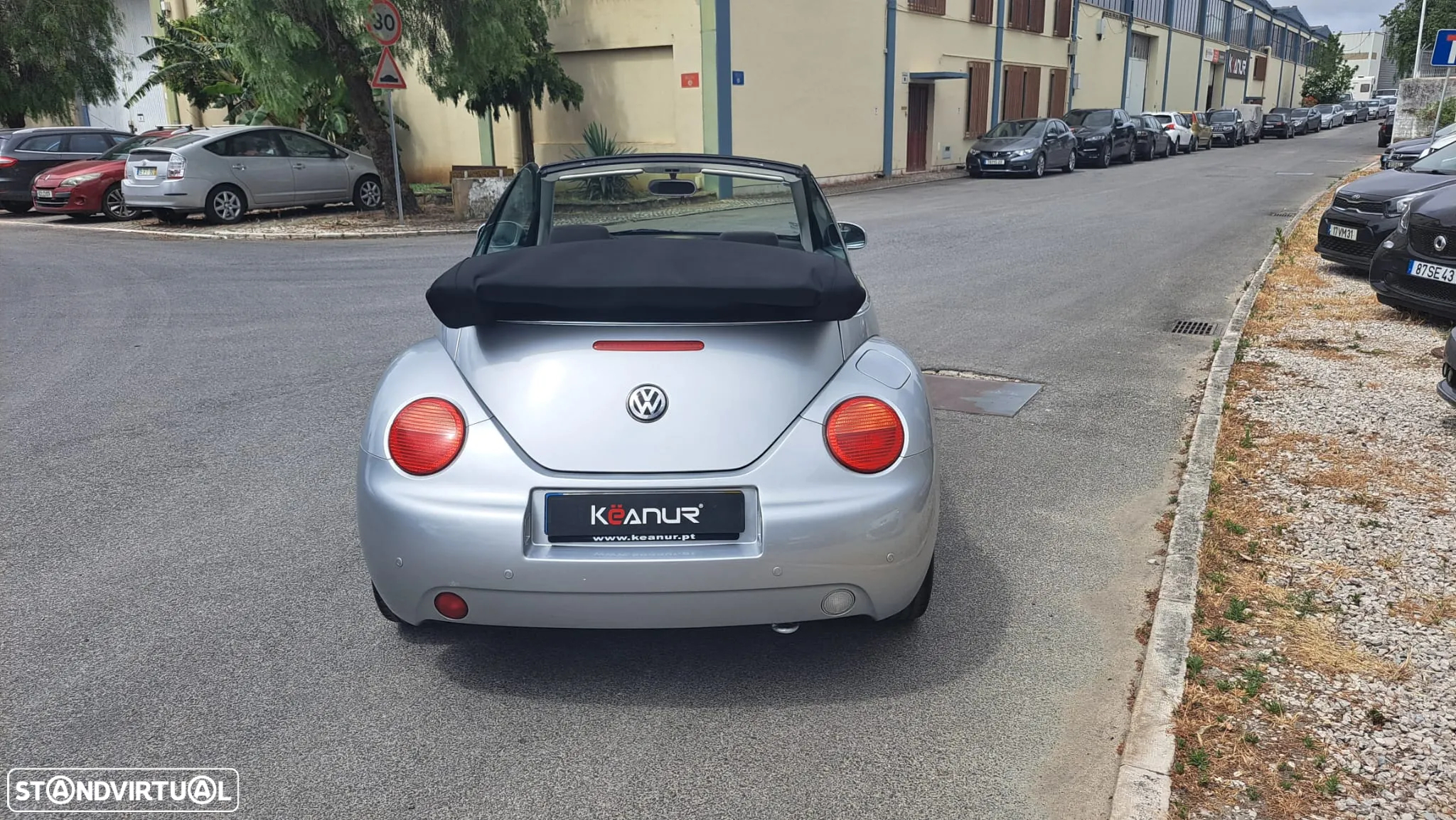 VW New Beetle Cabriolet 1.9 TDi - 24