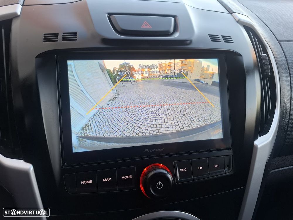 Isuzu D-Max 4x4 Cabine Dupla Auto Premium - 18