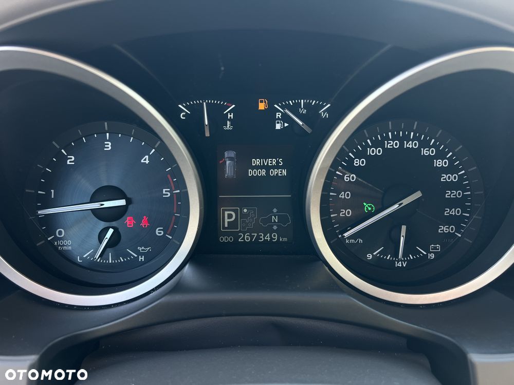 Toyota Land Cruiser LC 4.5 D-4D Prestige - 11