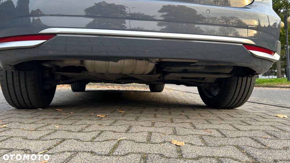 BMW Seria 2 218d Luxury Line - 28