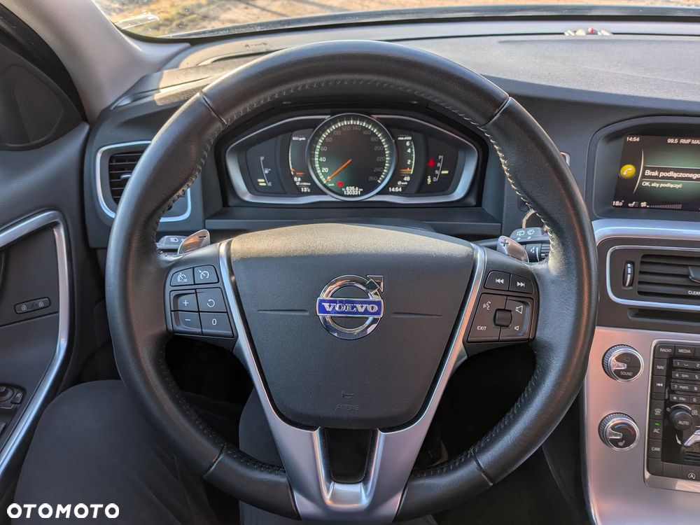 Volvo V60 Cross Country T5 Geartronic Momentum - 17