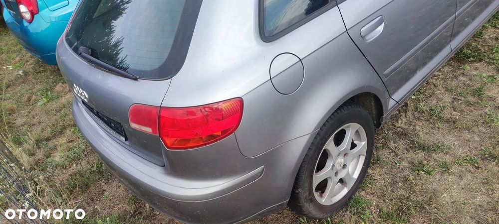 Audi A3 Sportback 1.6 Attraction - 6