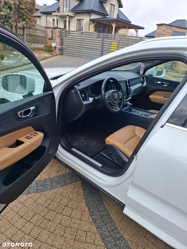 Volvo XC 60 T6 AWD Geartronic Momentum - 10