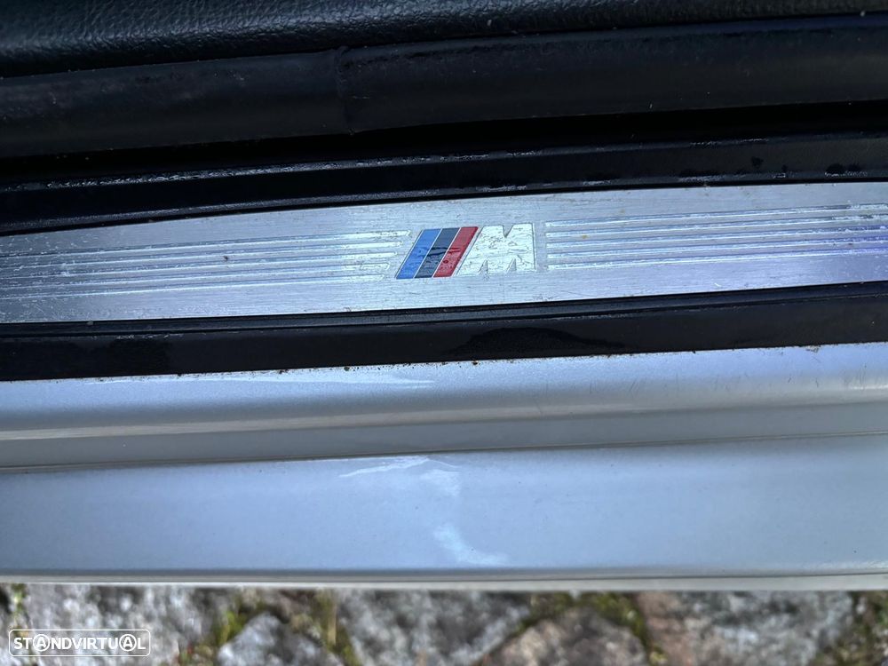BMW 320 d xDrive Pack M - 35