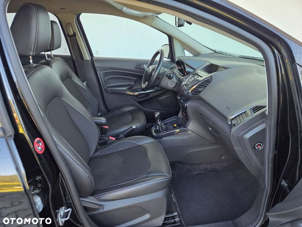 Ford EcoSport - 11