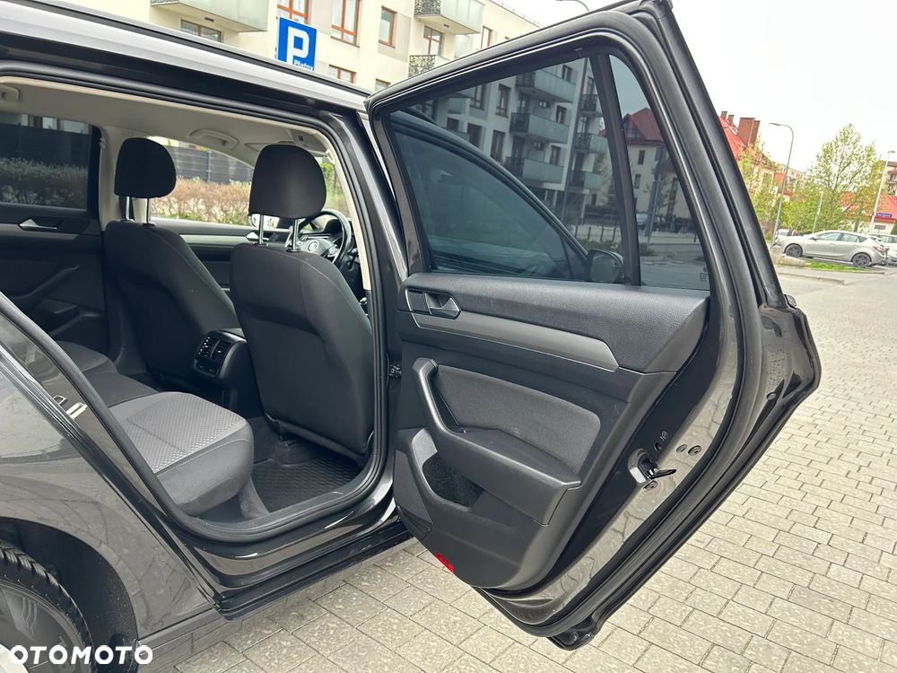 Volkswagen Passat 1.5 TSI EVO Trendline - 19