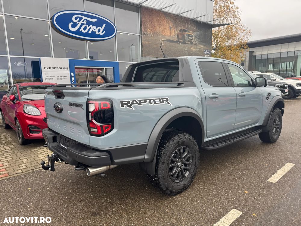Ford Raptor - 5