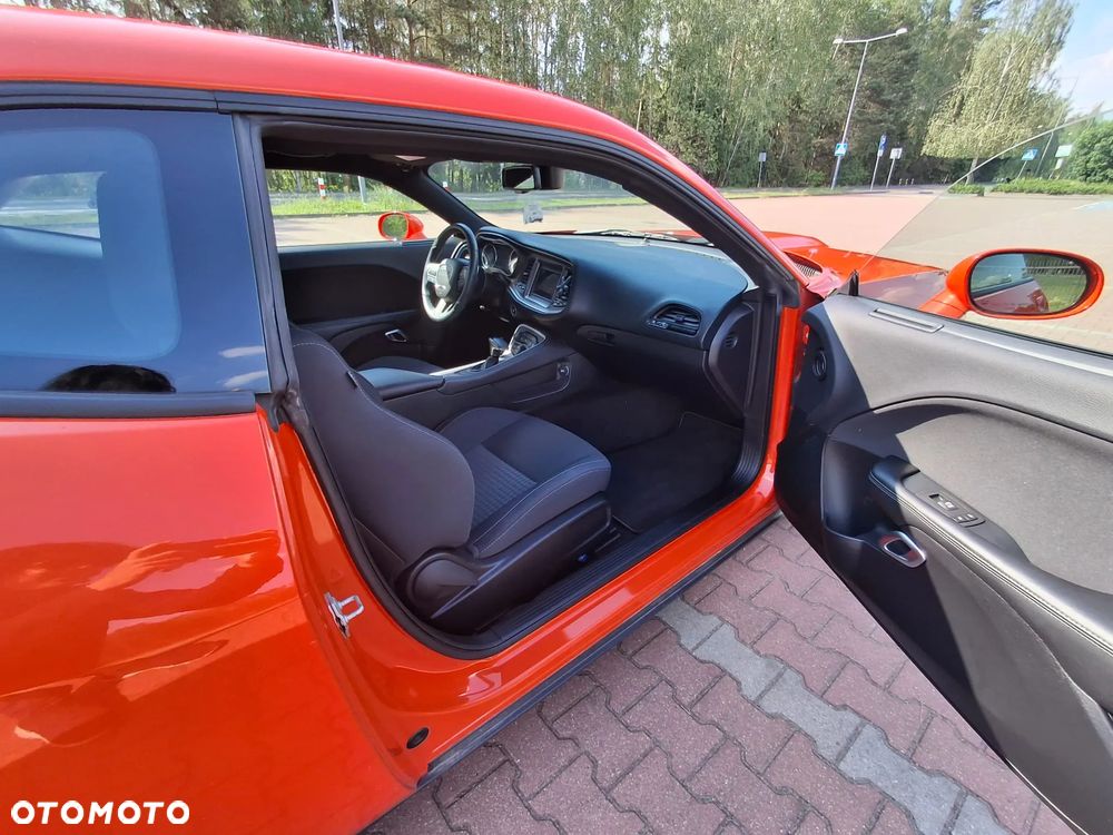 Dodge Challenger 5.7 R/T - 22