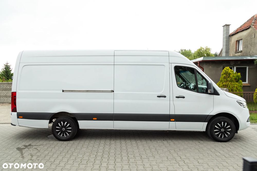 Mercedes-Benz Sprinter 907 316 CDI - 8