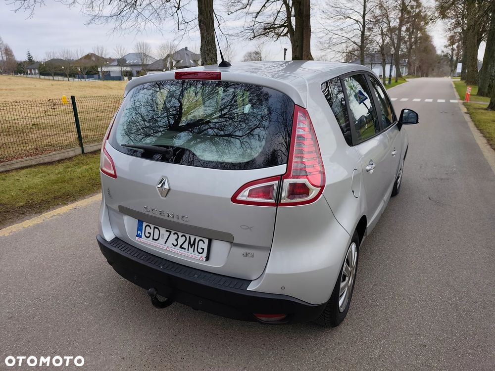 Renault Scenic 1.9 dCi Privilege - 6