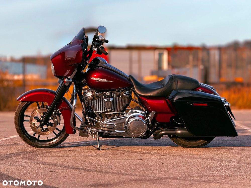 Harley-Davidson Touring Street Glide - 5