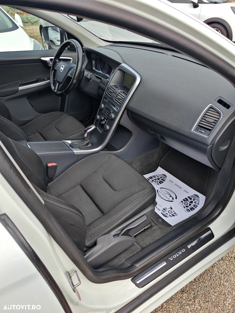 Volvo XC 60 D3 Geartronic Momentum - 12