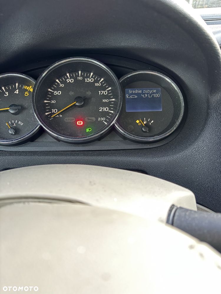 Renault Fluence - 8