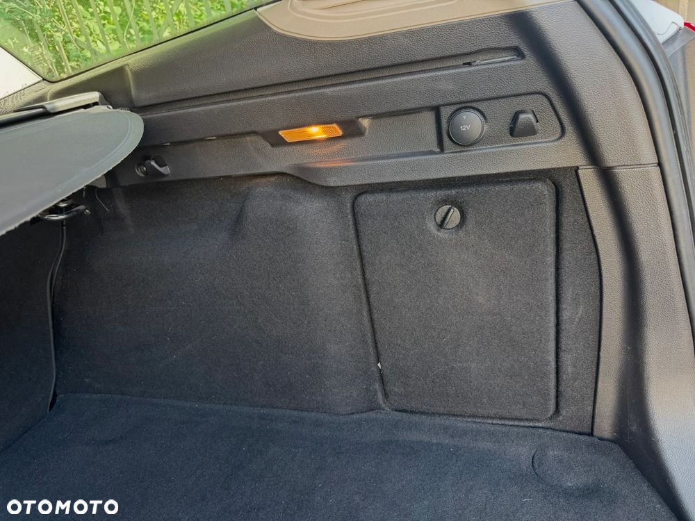 Ford Focus 1.6 Trend - 11
