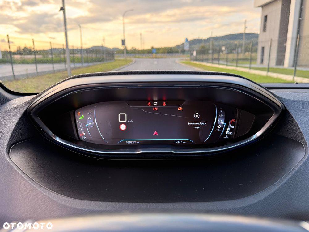 Peugeot 5008 - 35
