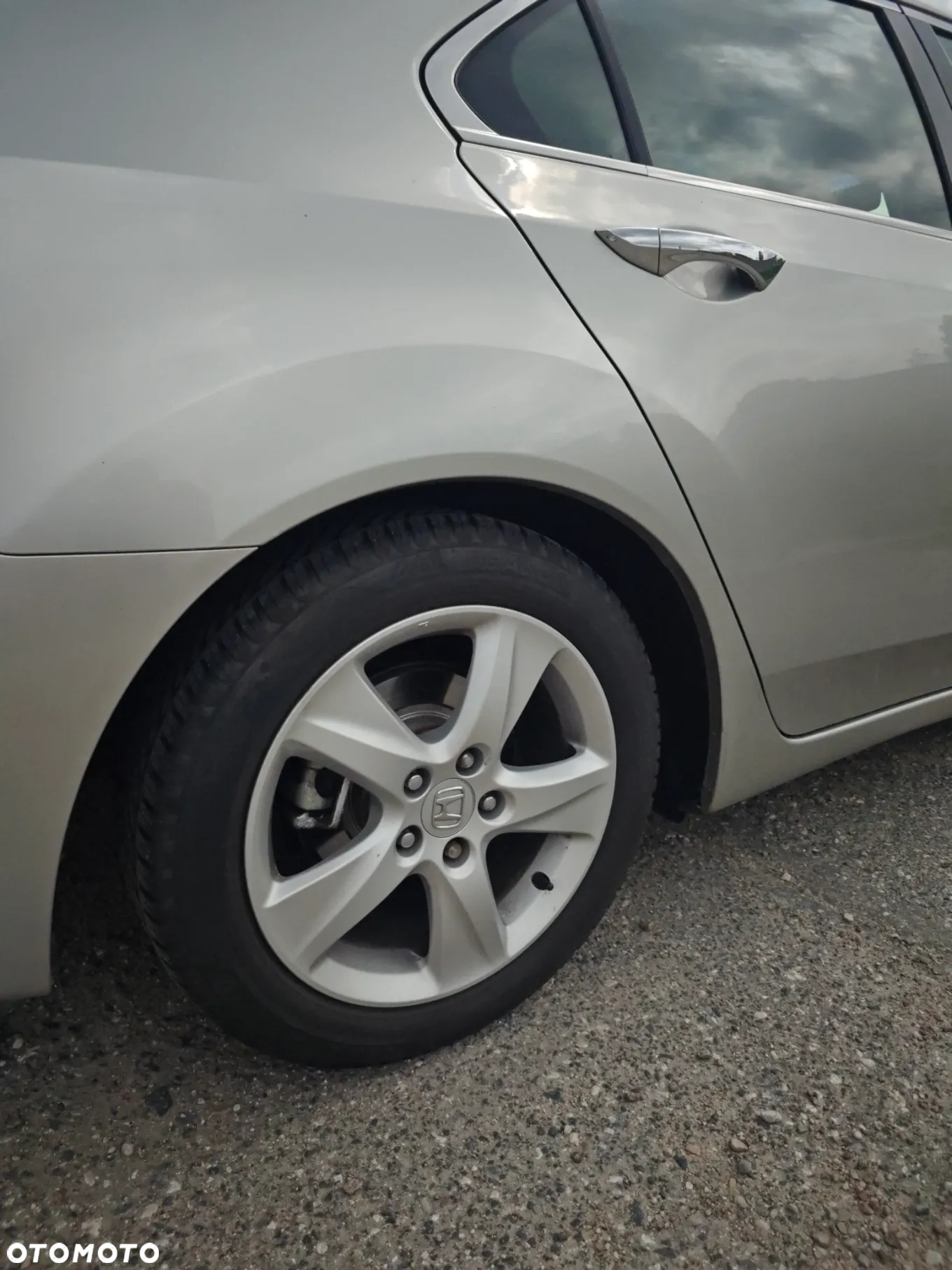 Honda Accord 2.0 Executive - 26