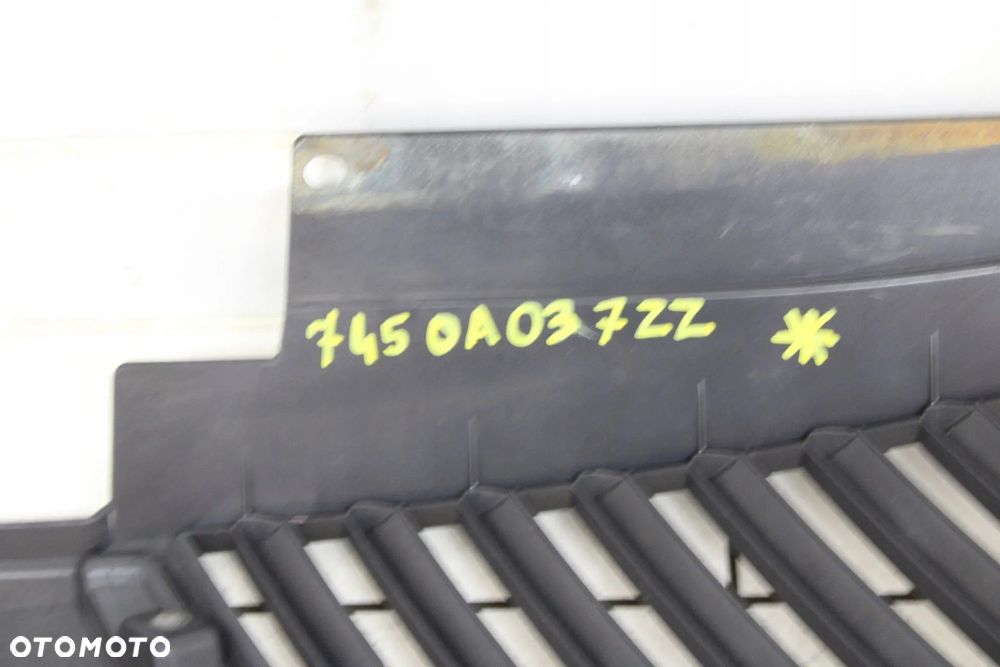 MITSUBISHI OUTLANDER II 06R- GRILL ATRAPA - 5