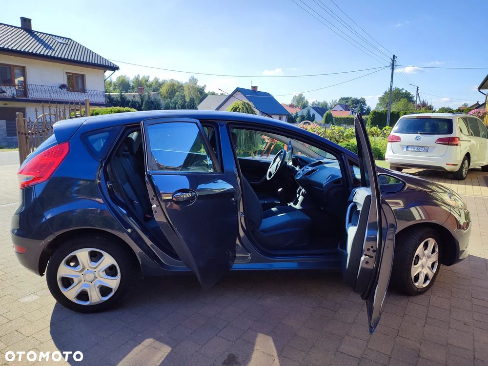 Ford Fiesta 1.25 Ghia - 13