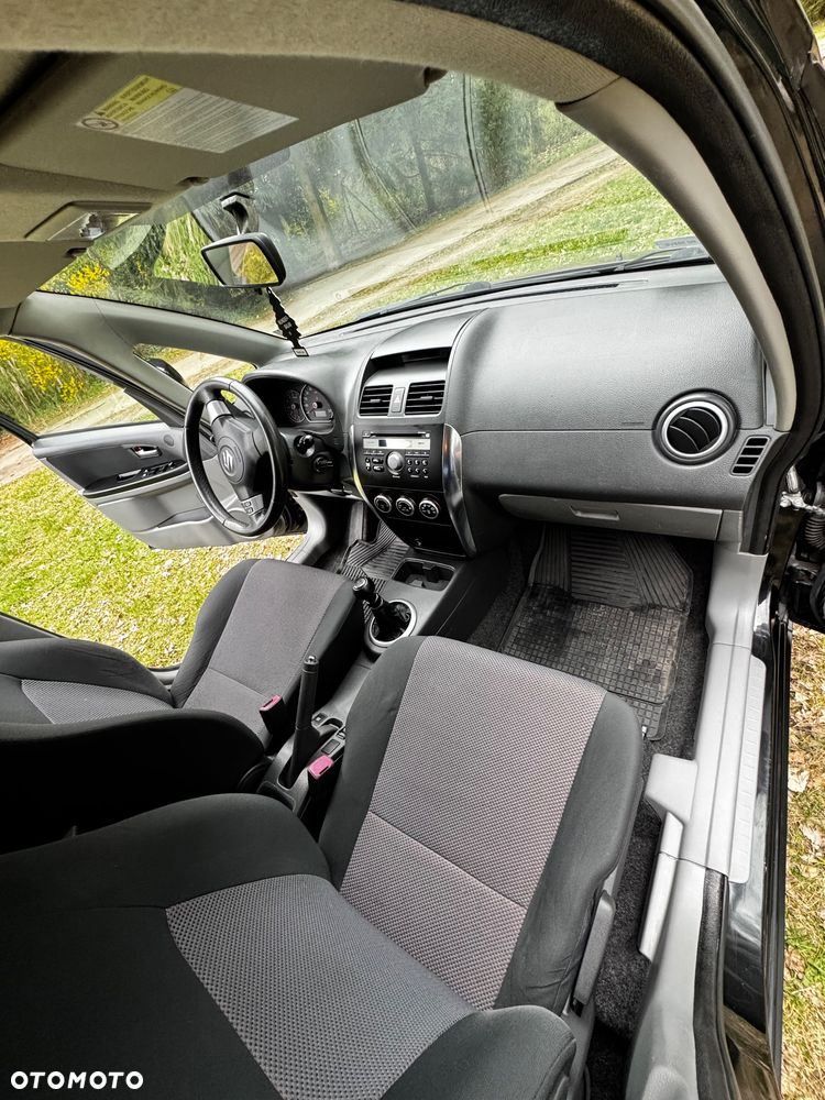 Suzuki SX4 1.6 VVT 4x4 Comfort - 21