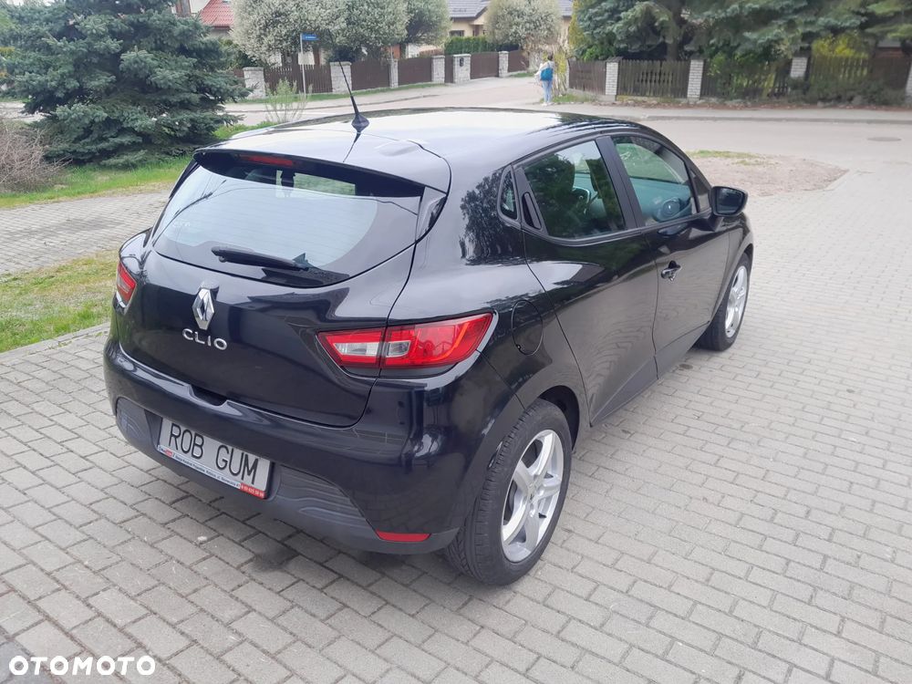 Renault Clio 1.2 16V 75 LIMITED - 5