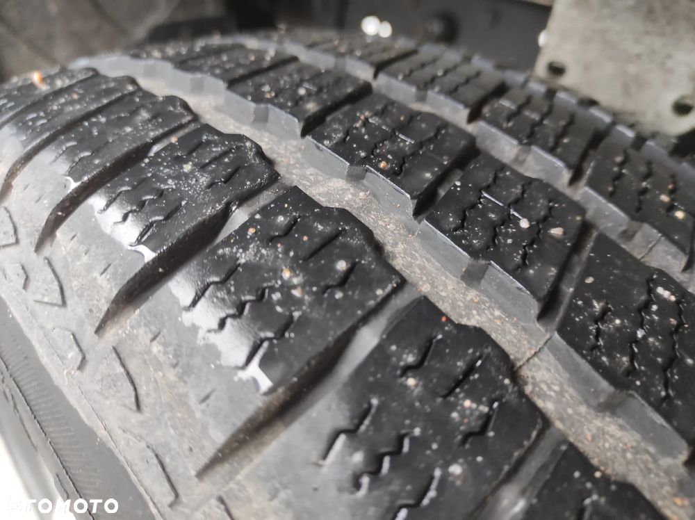 Iveco DAILY 35S15 - 22