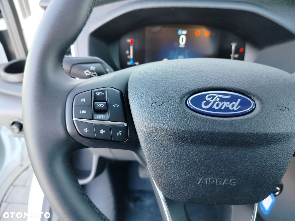 Ford Transit - 8
