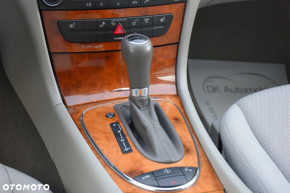 Mercedes-Benz Klasa E 500 4-Matic Avantgarde - 31