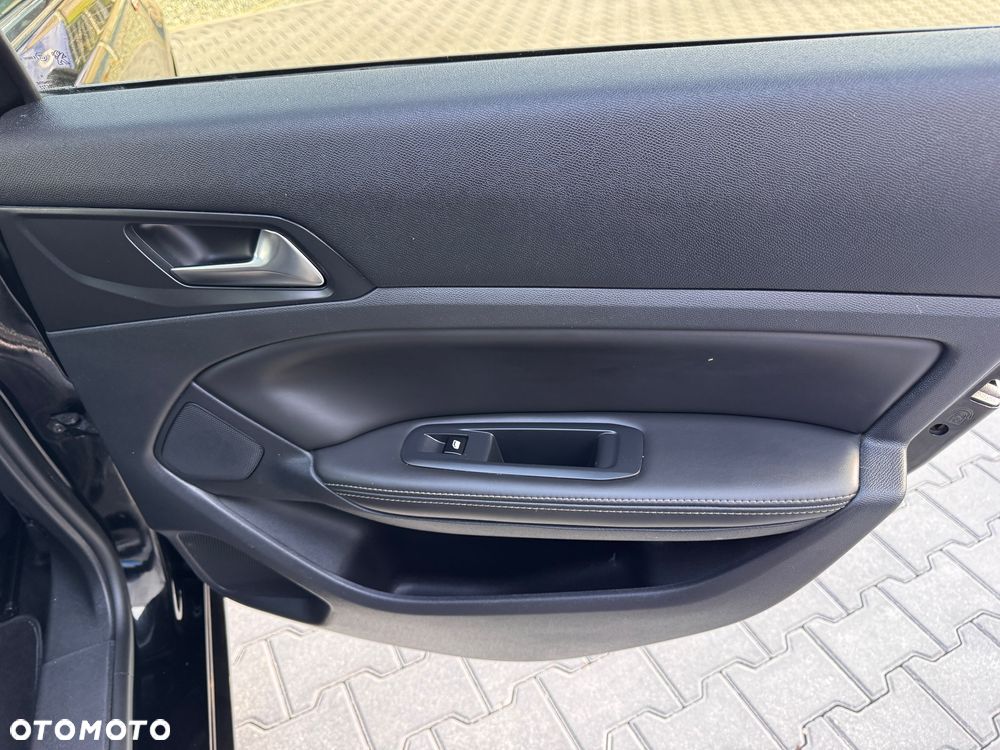 Peugeot 308 BlueHDi 150 Stop & Start GT-Line Edition - 27