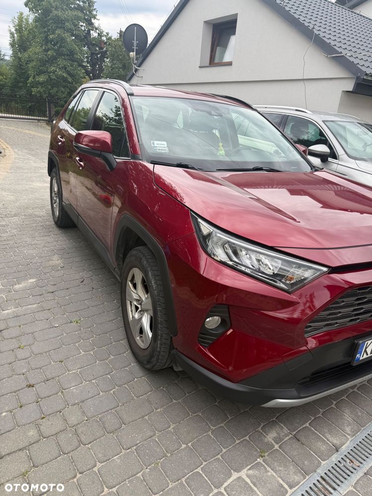 Toyota RAV4 - 8